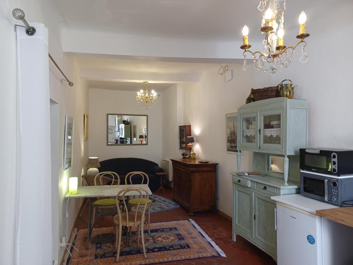L'Horloge Apartment Опс Екстериор снимка
